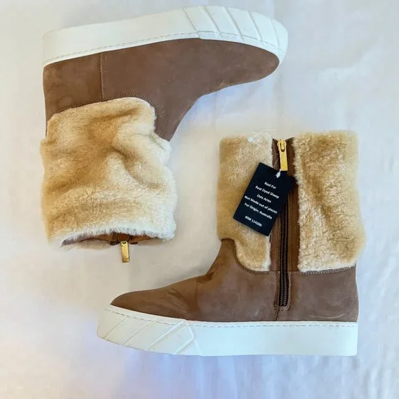NEW! Aquatalia Designer Nelle Suede Shearling Fur Boots